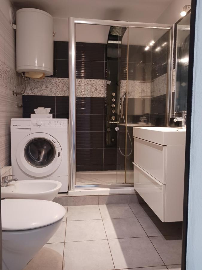 Familyhouse Apartment Пула Екстериор снимка